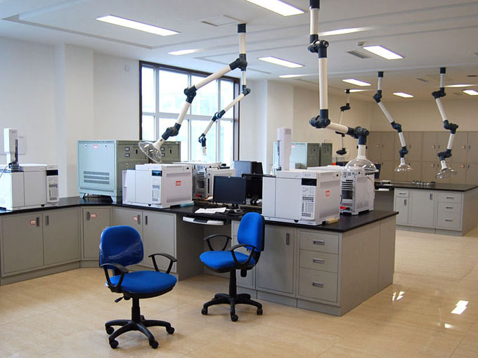 環(huán)境化工實驗室整體設(shè)計